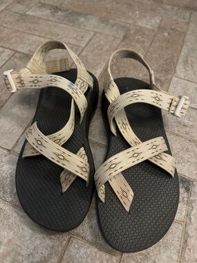 Women’s Cream Strappy Outdoor Sandals